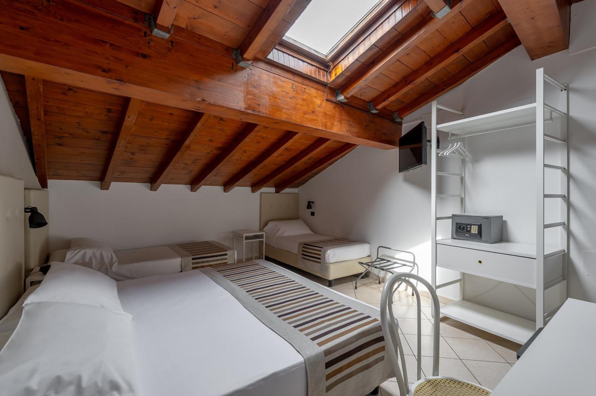 Abbazia Bed & Breakfast マントヴァ エクステリア 写真